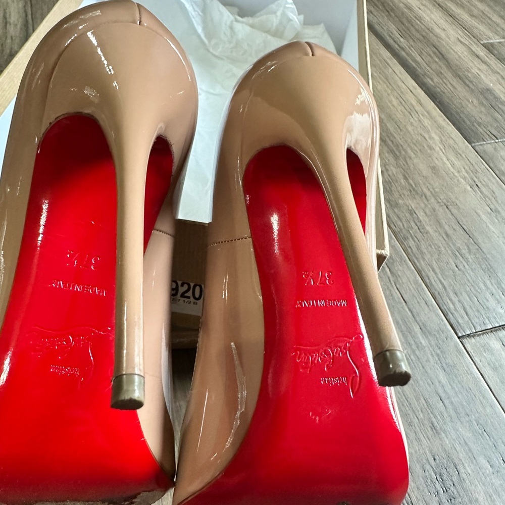 AUTHENTIC Christian Louboutin So Kate’s - Picture 6 of 12